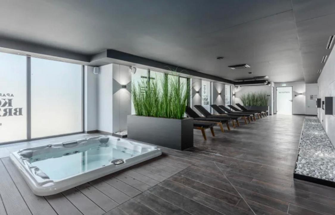 Apartament โควอบเซก ภายนอก รูปภาพ